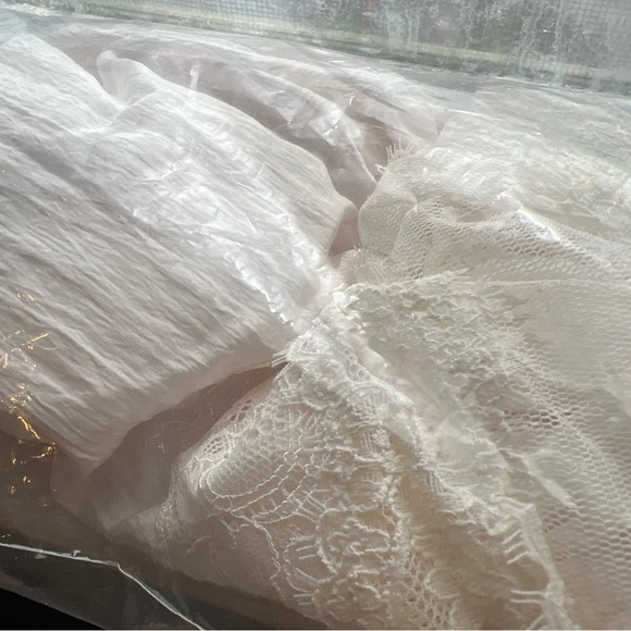 Intimately FREE PEOPLE Forever Young Bed Jacket White Alyssum Ivory NWT Medium - Picture 8 of 8